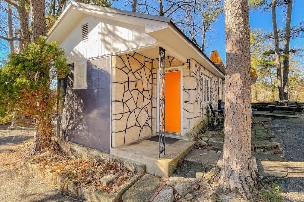 Hotel Wanderoo Lodge (Eureka Springs)
